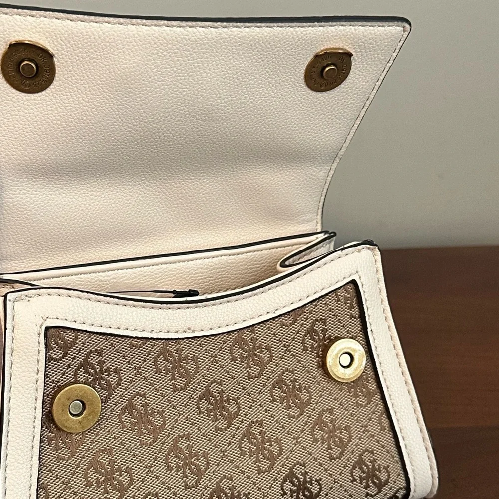 Guess Stephi Jacquard Logo Micro Mini Bag in brown - Picture 5 of 11